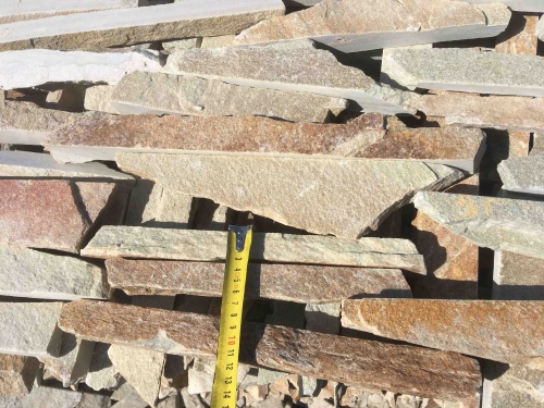 Горбушка златолит золотистый для облицовки купить в Добрянке