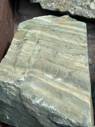 Ландшафтные глыбы зелёные 200-500 килограмм купить в Добрянке